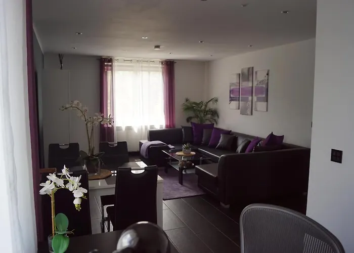 La Domus Superior Lotte Apartman *